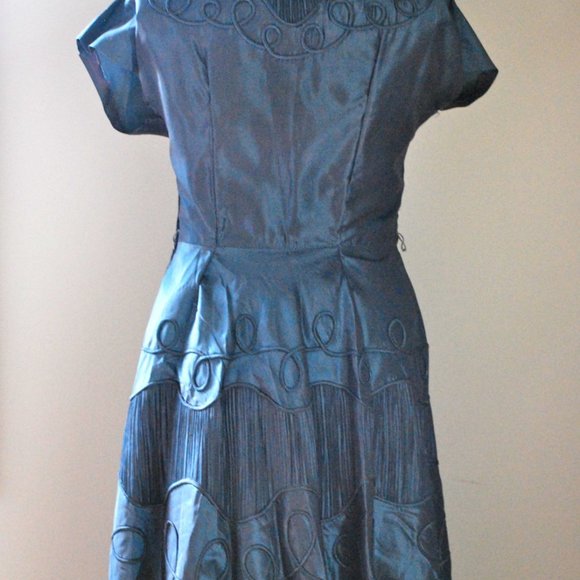 Iridescent Grey/Blue/Green Satin Dress (M/L) - Picture 11 of 11